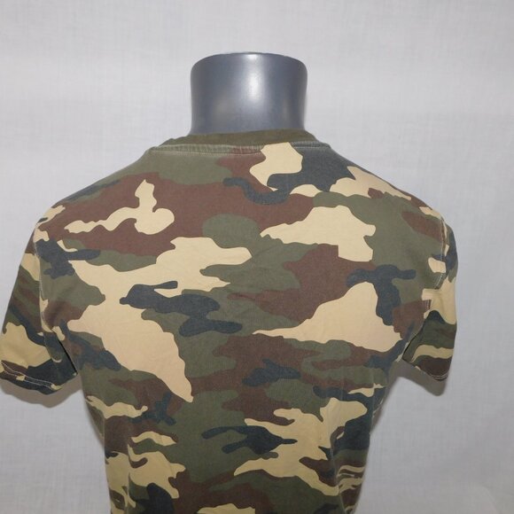 Bleecker & Mercer Mens M Green Camo Red Chenille Hand CASH Crew Neck T Shirt - Picture 8 of 9